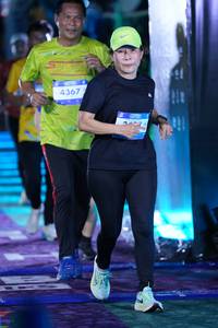 BIB: 4367
                            <button type="button" onclick="openModal(26226750)" class="btn btn-primary btn-sm float-right btn-popup" data-toggle="modal" data-target=".modal-high-quality">
                        <i class="fas fa-shopping-cart"></i> Add to Cart
                    </button>
                                            <button type="button" onclick="isThisMe(26226750, true)" class="btn btn-success btn-sm float-right btn-popup btn-isme hidden" data-toggle="tooltip" data-placement="bottom" title="นี่คือรูปของคุณใช่ไหม คลิกที่นี่เพื่อเอาเข้าอัลบั้ม">
                        <i class="fas fa-plus"></i> Add to album
                    </button>
                    <button type="button" onclick="isThisMe(26226750, false)" class="btn btn-warning btn-sm float-right btn-popup btn-isnotme hidden">
                        <i class="fas fa-ban"></i> Remove from album
                    </button>